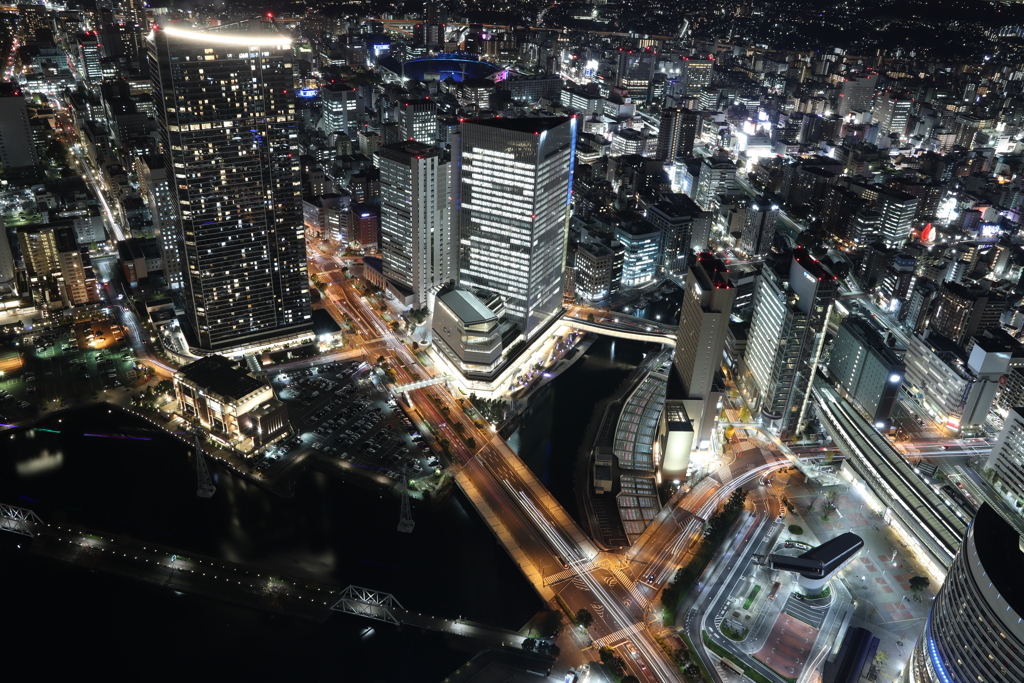 横浜 夜景 ビル群