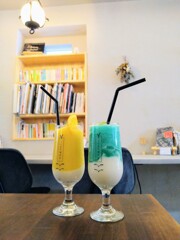 カフェ