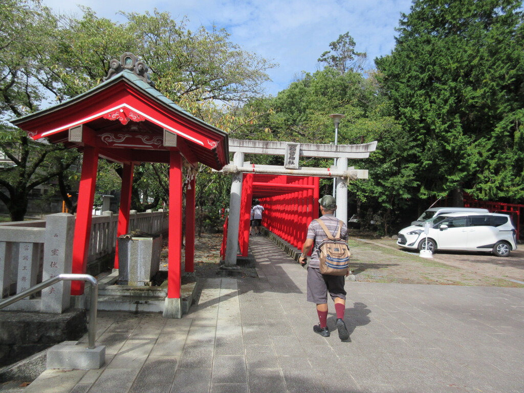 赤い鳥居