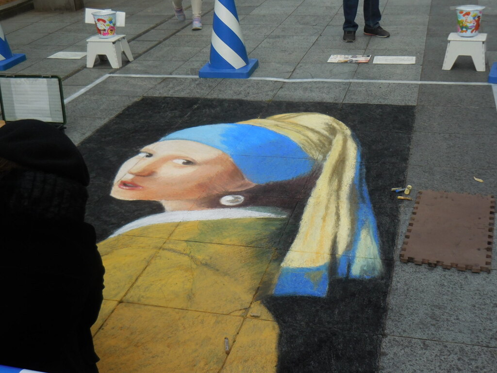 路上に描く
