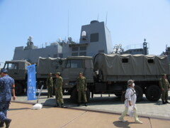 自衛隊車輌