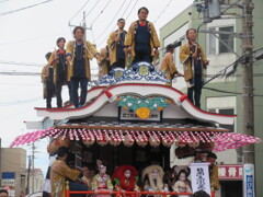威勢よく
