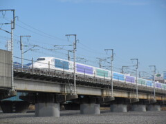 夢を乗せて走る