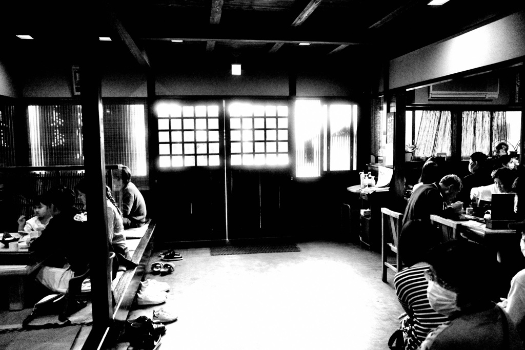蕎麦屋にて