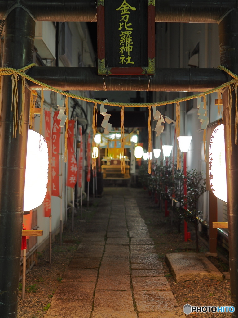 Night shrine