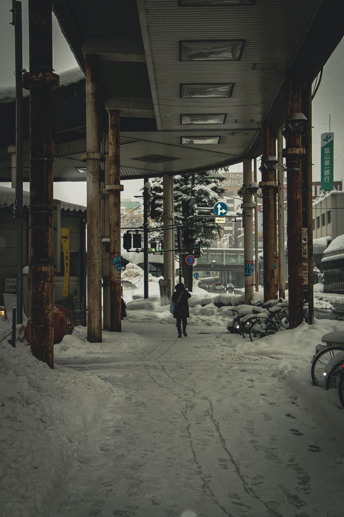 雪中都市地上1F