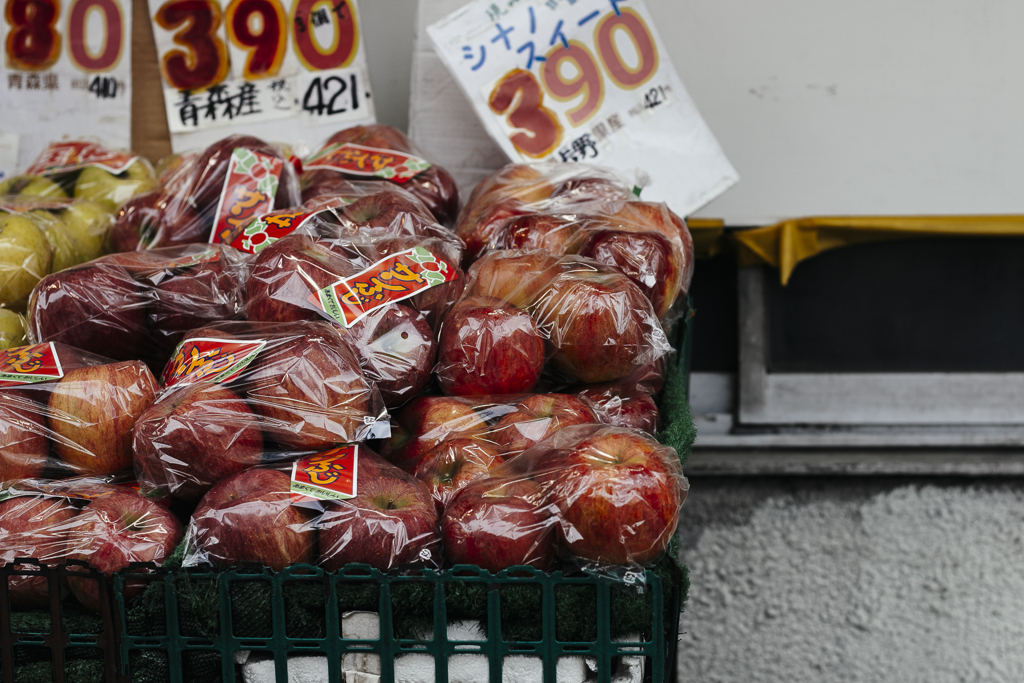 Winter grocer