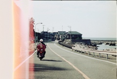 海にて