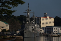 海上自衛隊　護衛艦「あさぎり」