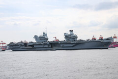 英国空母　プリンス　オブ　ウェールズ　＆　F-35B