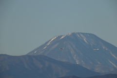 男体山とグライダー