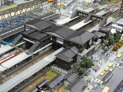 立派な駅舎(1)