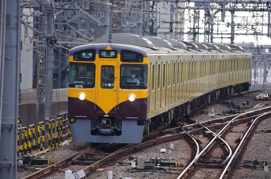 西武2000系 清瀬駅開業100周年記念電車