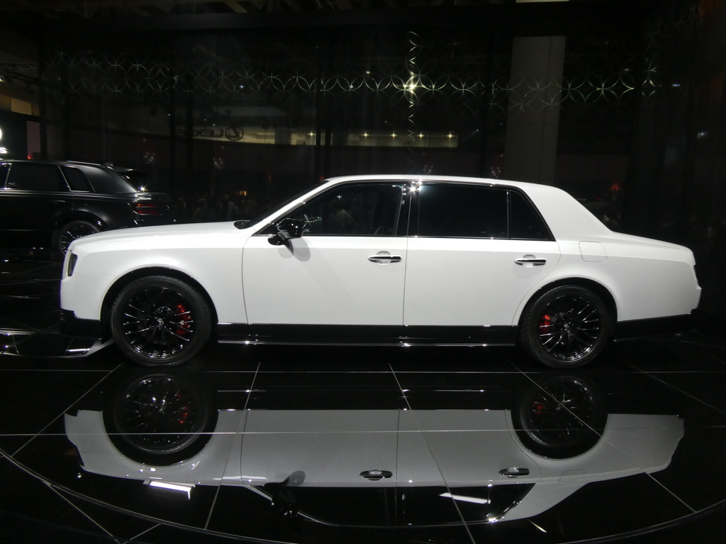 トヨタセンチュリー(３)