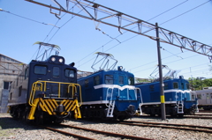 三台の機関車(3)