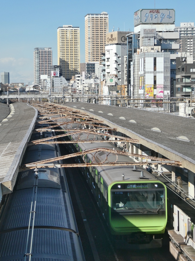 鶯谷駅