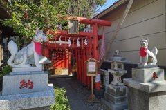 子育稲荷神社