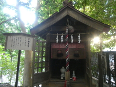 不動尊堂(川口氷川神社境内社)