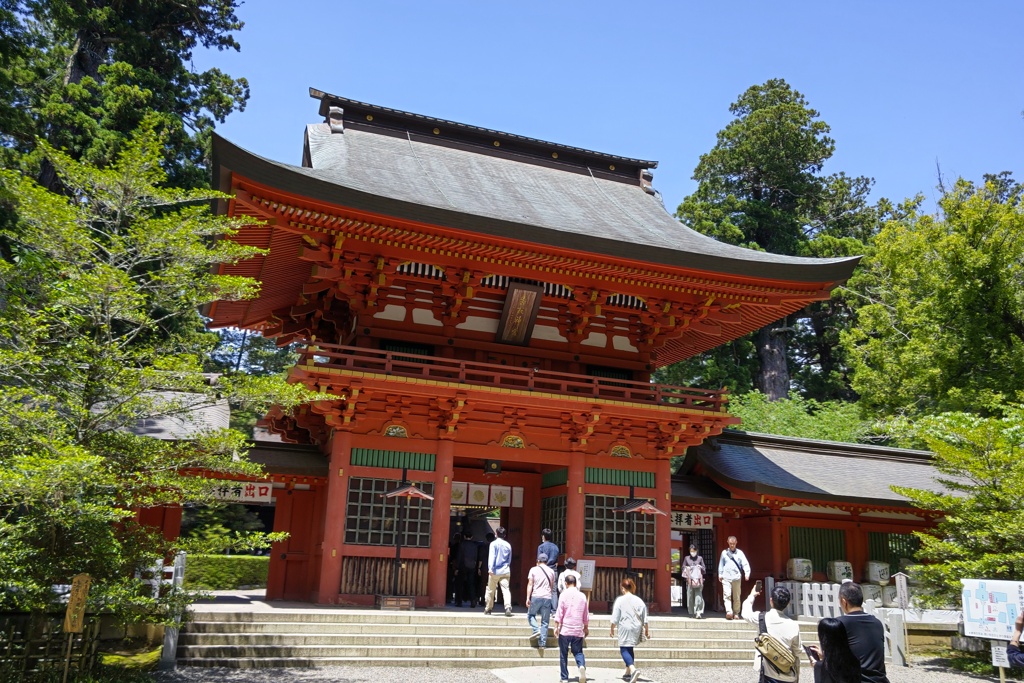 香取神社楼門