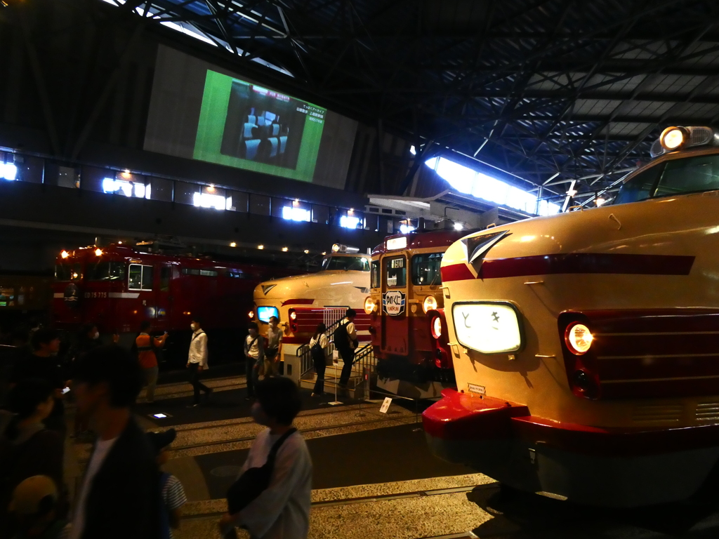４種の車両の並び