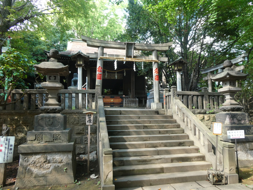 日暮里・谷中総鎮守諏訪神社