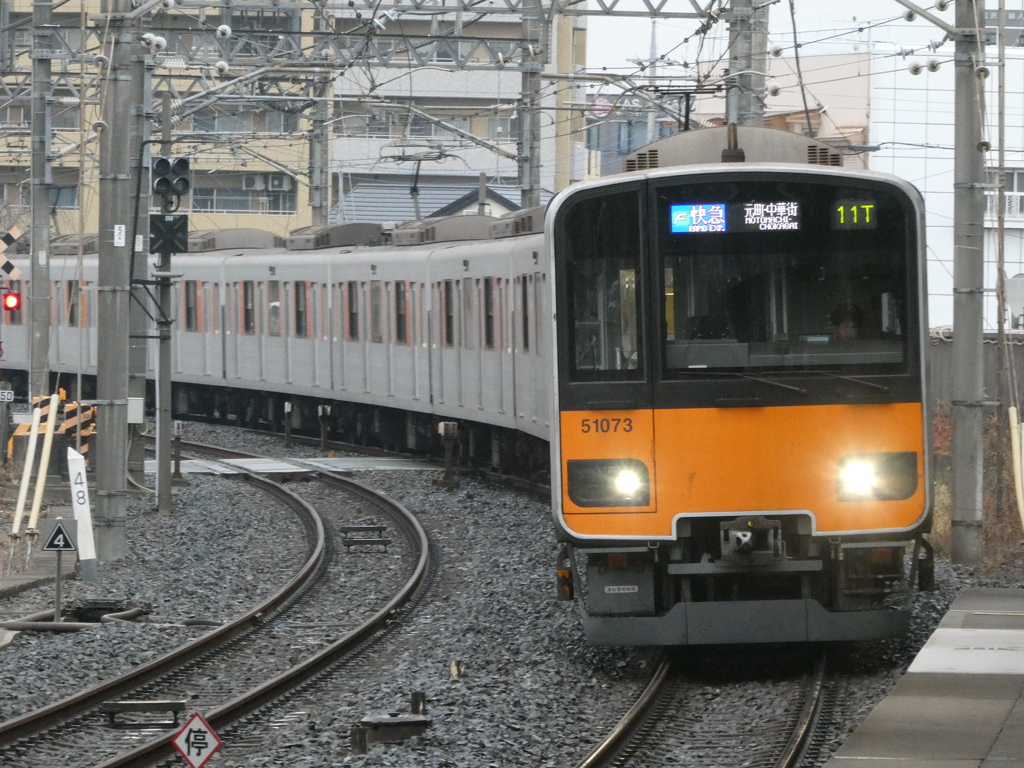 東武50070系Fライナー快速急行