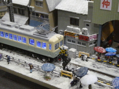 雪降る中を・・・