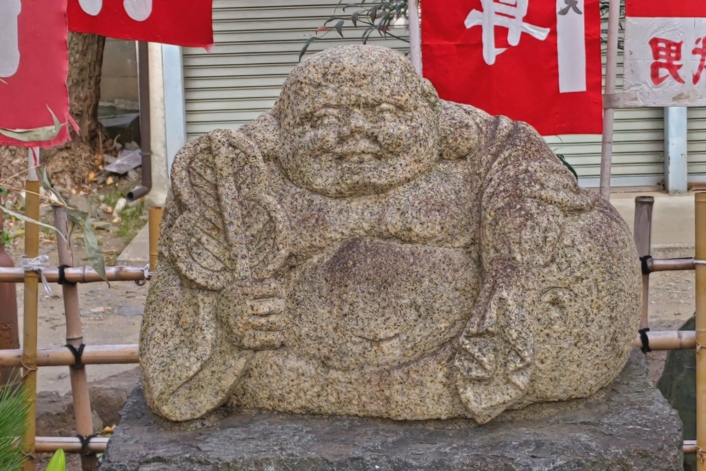大川町氷川神社の布袋尊像(2)