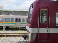 去る者と入る者