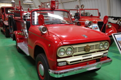 日産FR40中型消防車