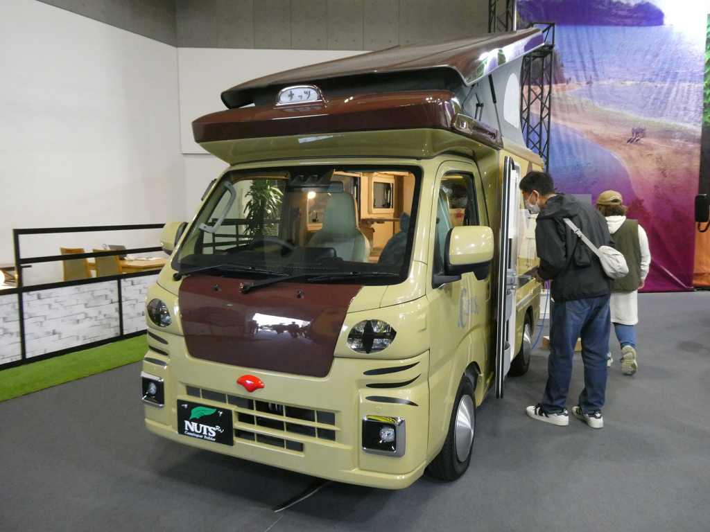 ネコバス風軽キャン