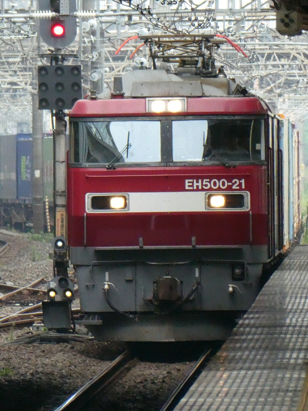 EH500牽引コンテナ列車