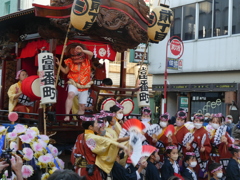 二丁目の山車で景気づけ(1)