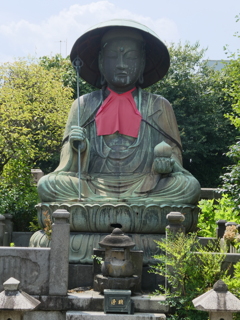 霊巌寺の地蔵菩薩像