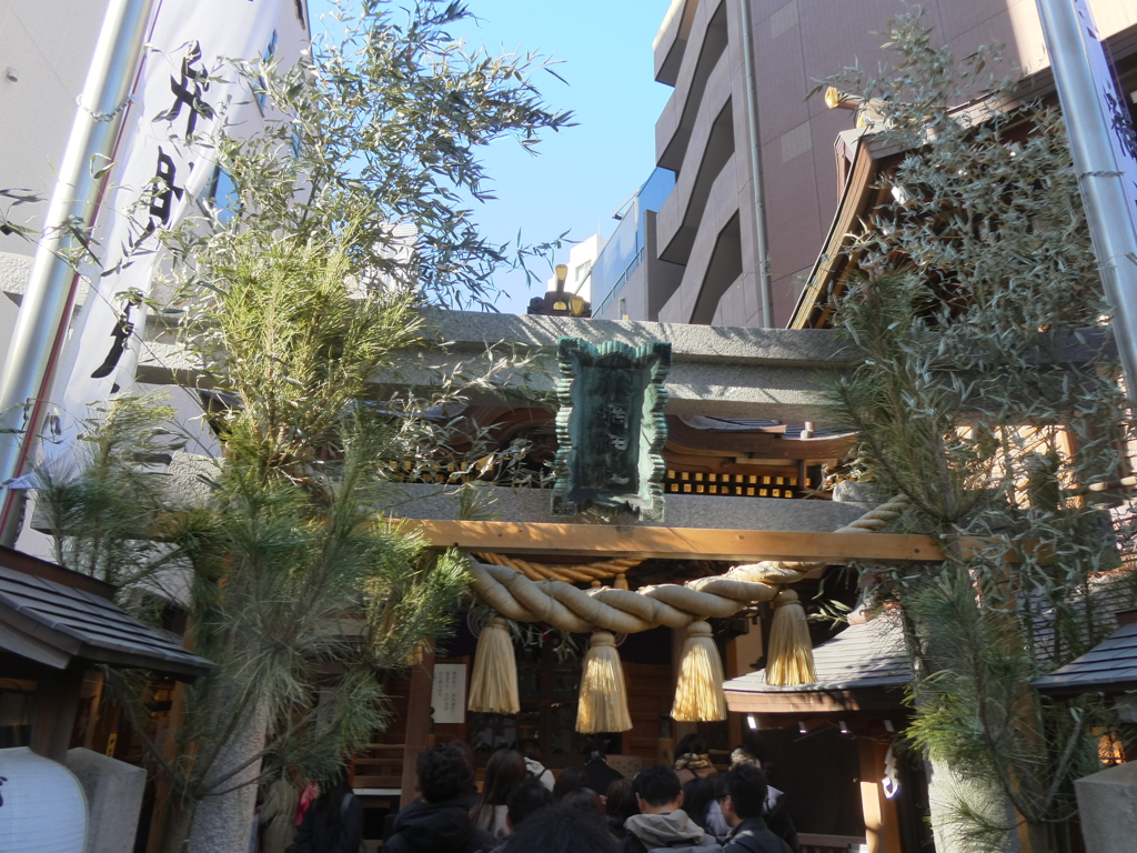 年の瀬の小網神社(1)