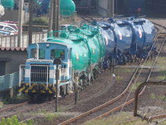 タンカートレイン入替中