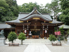 進雄神社