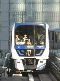 ゆりかもめ7500系