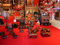 店蔵絹陣のひな飾り(2)