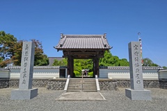 善長寺山門