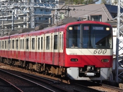 京成押上線を走る京急600系