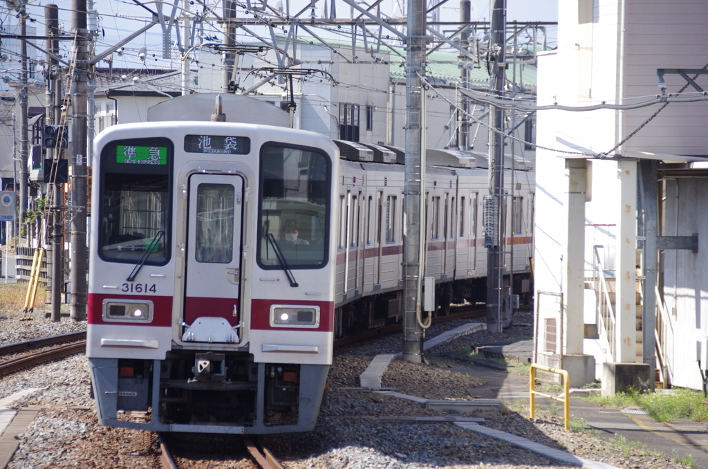 東武東上線準急(30000系)