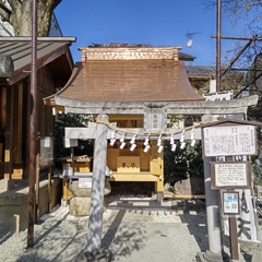 屋根も建物も新しい・・・