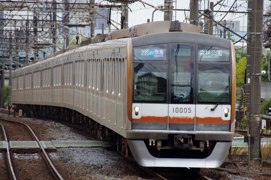 東京メトロ10000系Fライナー快急