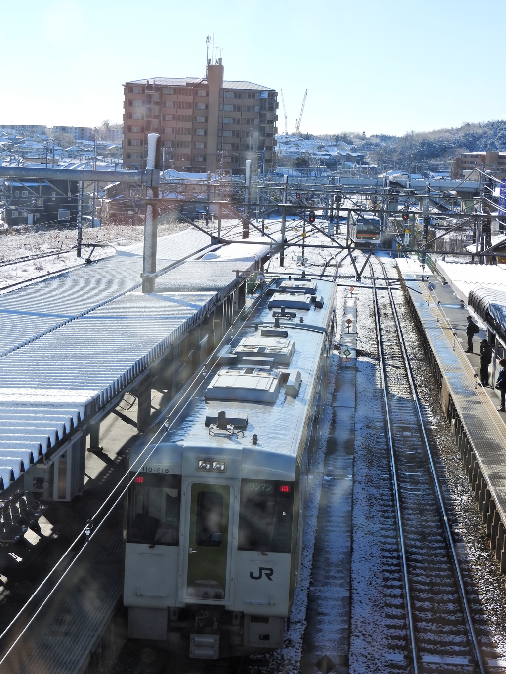 雪の高麗川駅(1)