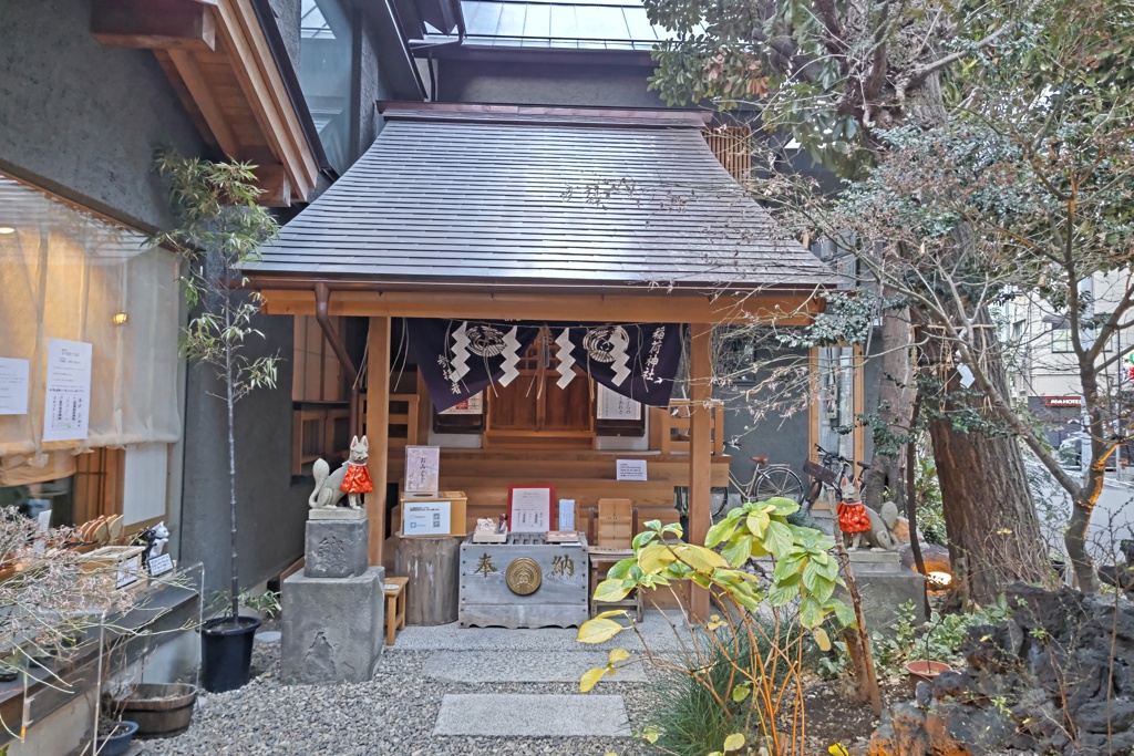 五十稲荷神社(1)