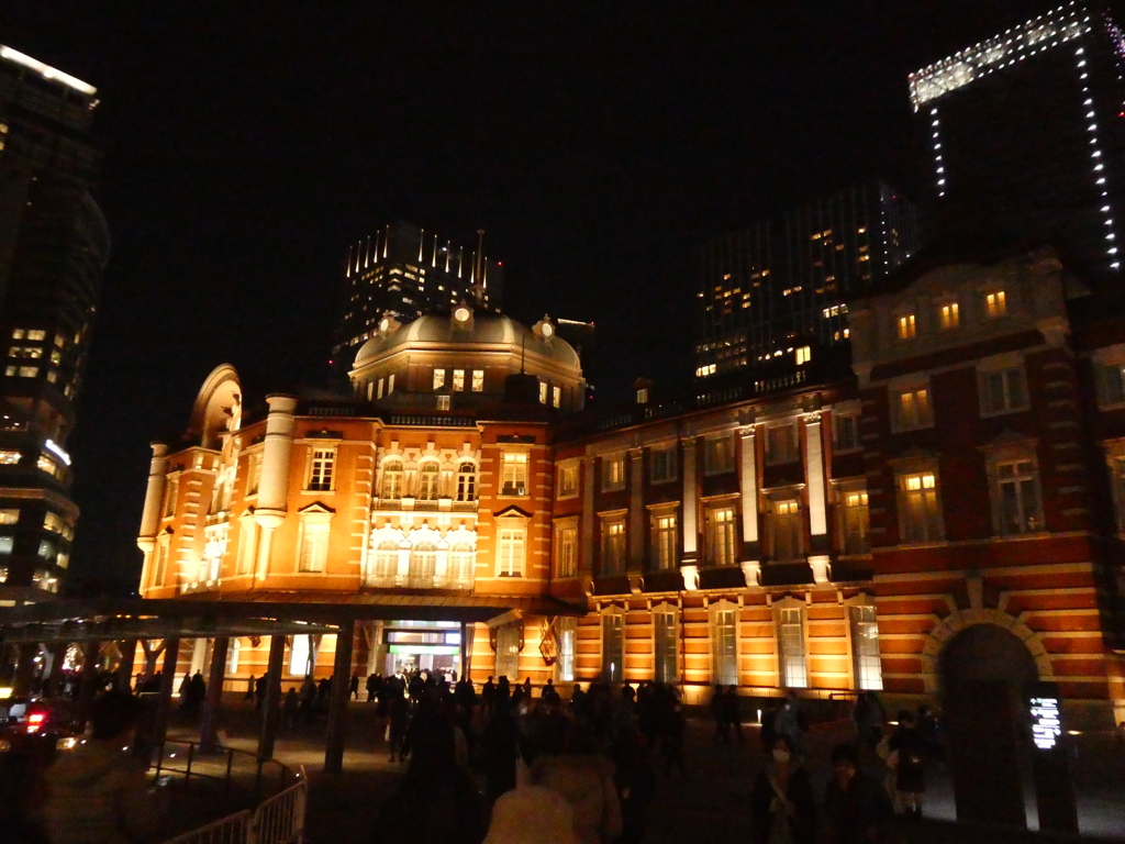 東京駅丸の内北口