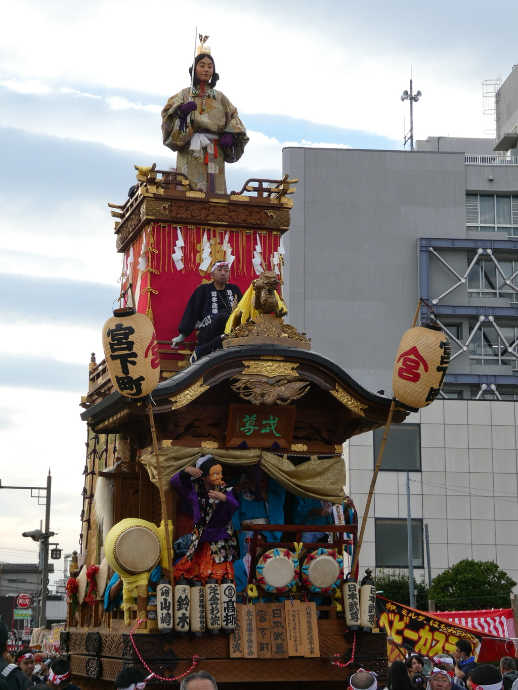 宮下町の山車「日本武尊」
