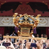 神輿持ち上げ！