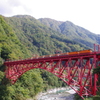 トロッコ列車、新山彦橋を渡る
